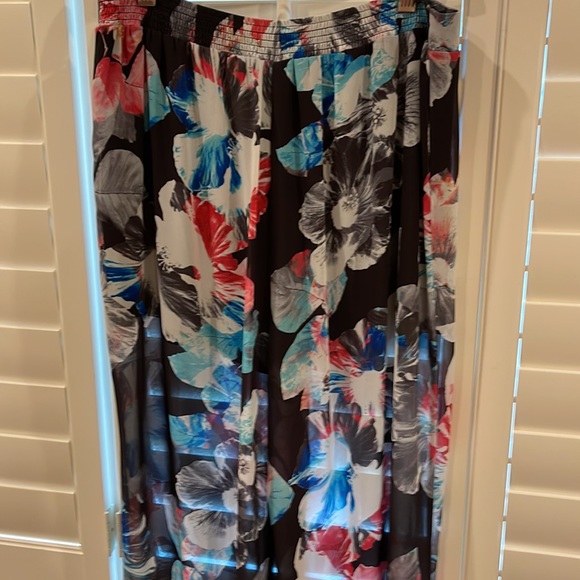 Sheer long wide pants, with shorts underneath built in - Bebe size L - Picture 3 of 4